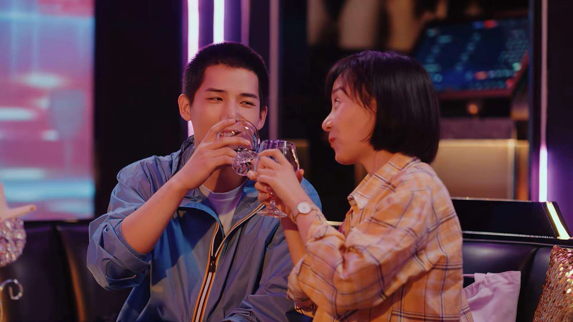 数据分析揭示球队进攻防守特点，分析进攻防守的足球app