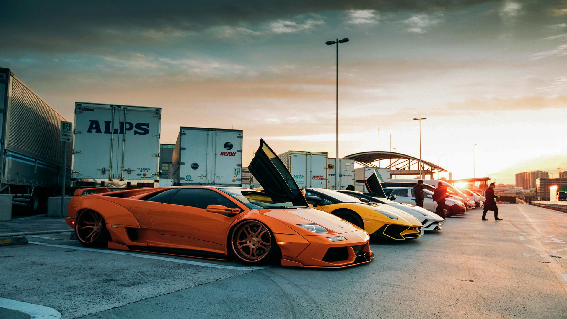 湖人将举办“经典配对夜”,球迷穿复古球衣入场,湖人队经典配色