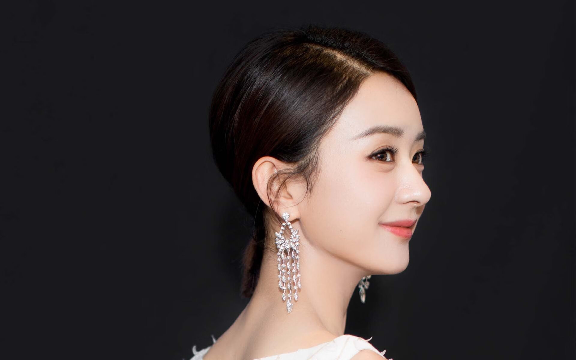 kaiyun官方网站-世界杯最燃激战：扣人心弦的持续狂欢，世界杯最激烈比赛