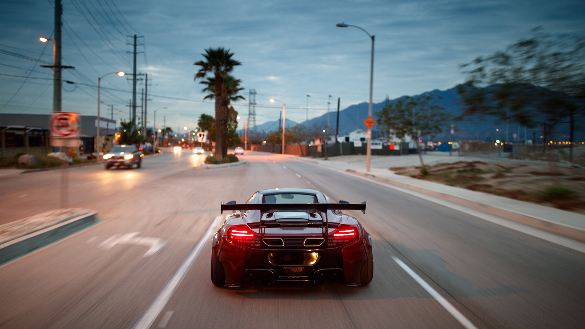 Kaiyun官方登录入口-戴维·帕特森精准的球场预判和战术部署，为袋鼠队扫除障碍，戴维 帕尔马特